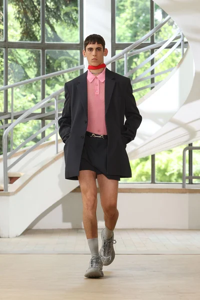 Look 34